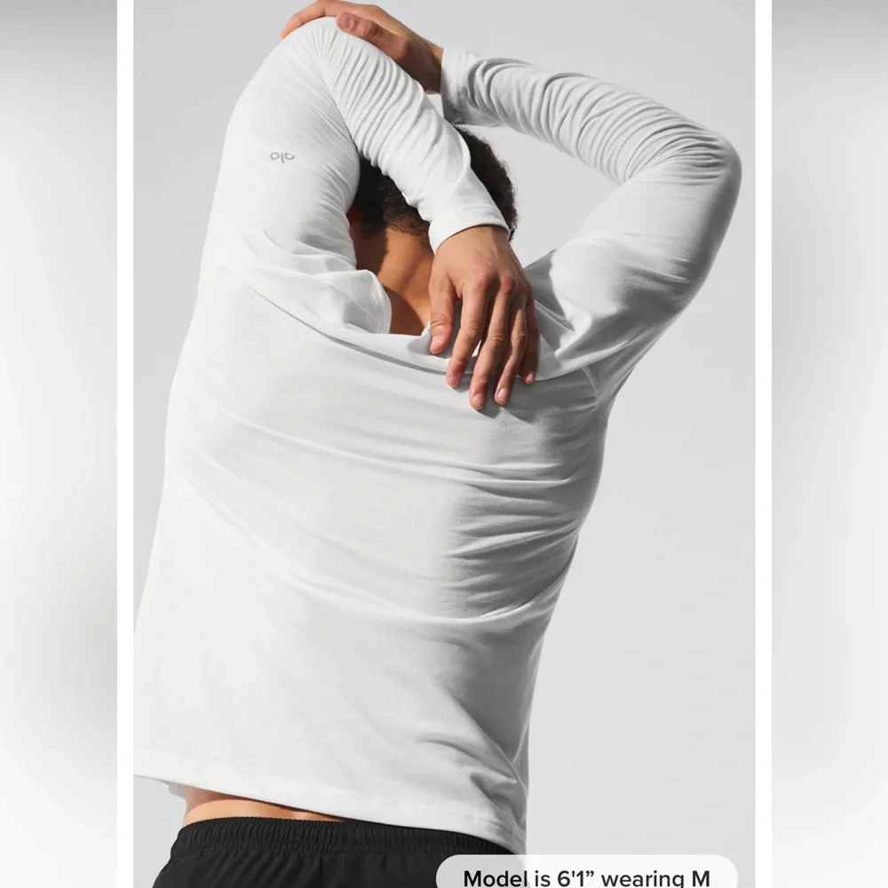 ALO Yoga Activewear Triumph Long Sleeve Tshirt in White Mens Size XL - Picture 3 of 13